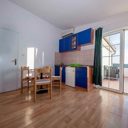 קולאן Guesthouse Sime מראה חיצוני תמונה