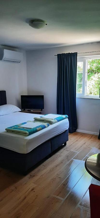קולאן Guesthouse Sime מראה חיצוני תמונה
