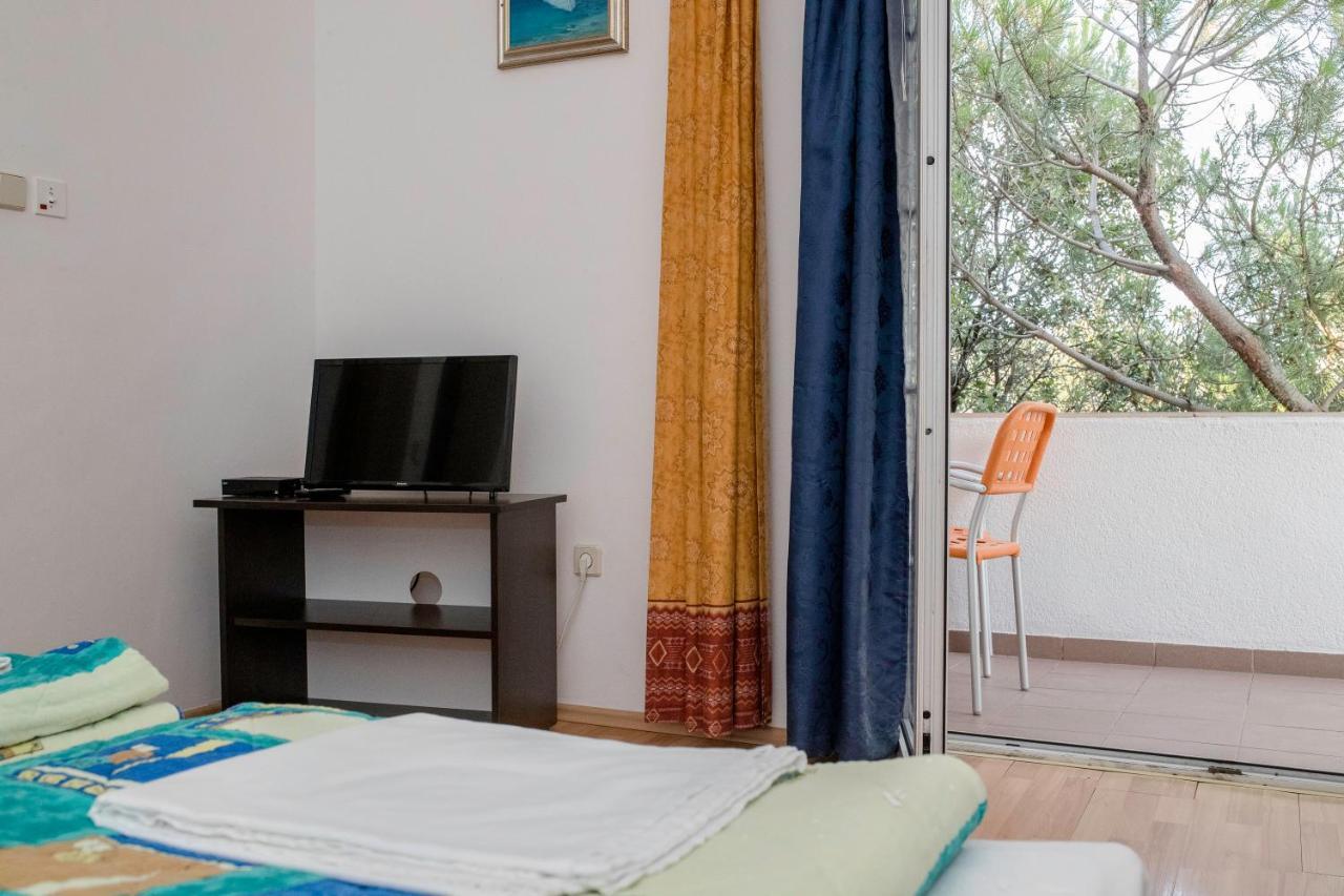 קולאן Guesthouse Sime מראה חיצוני תמונה